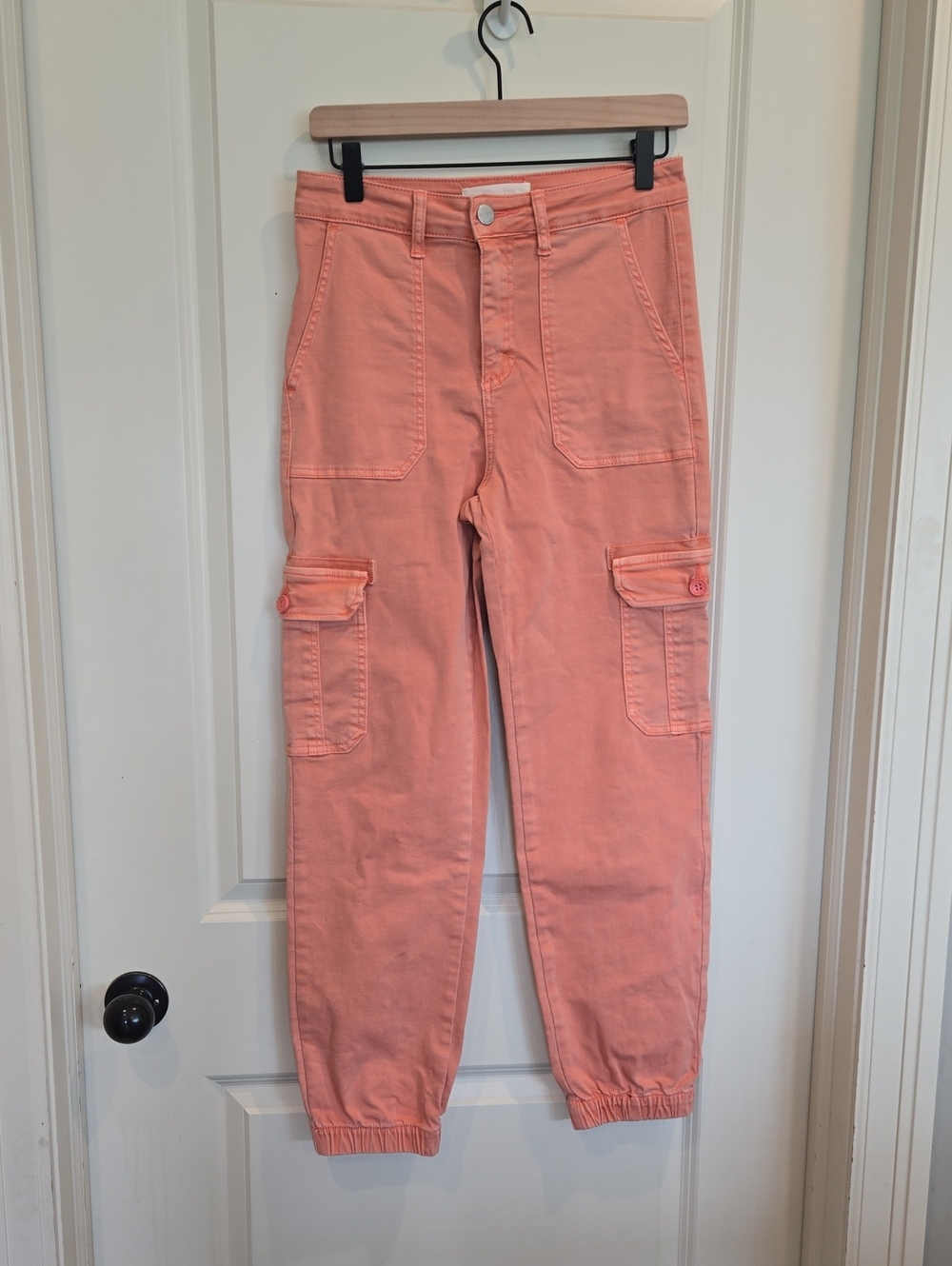 Relaxed Coral Jogger Cargo Jeans